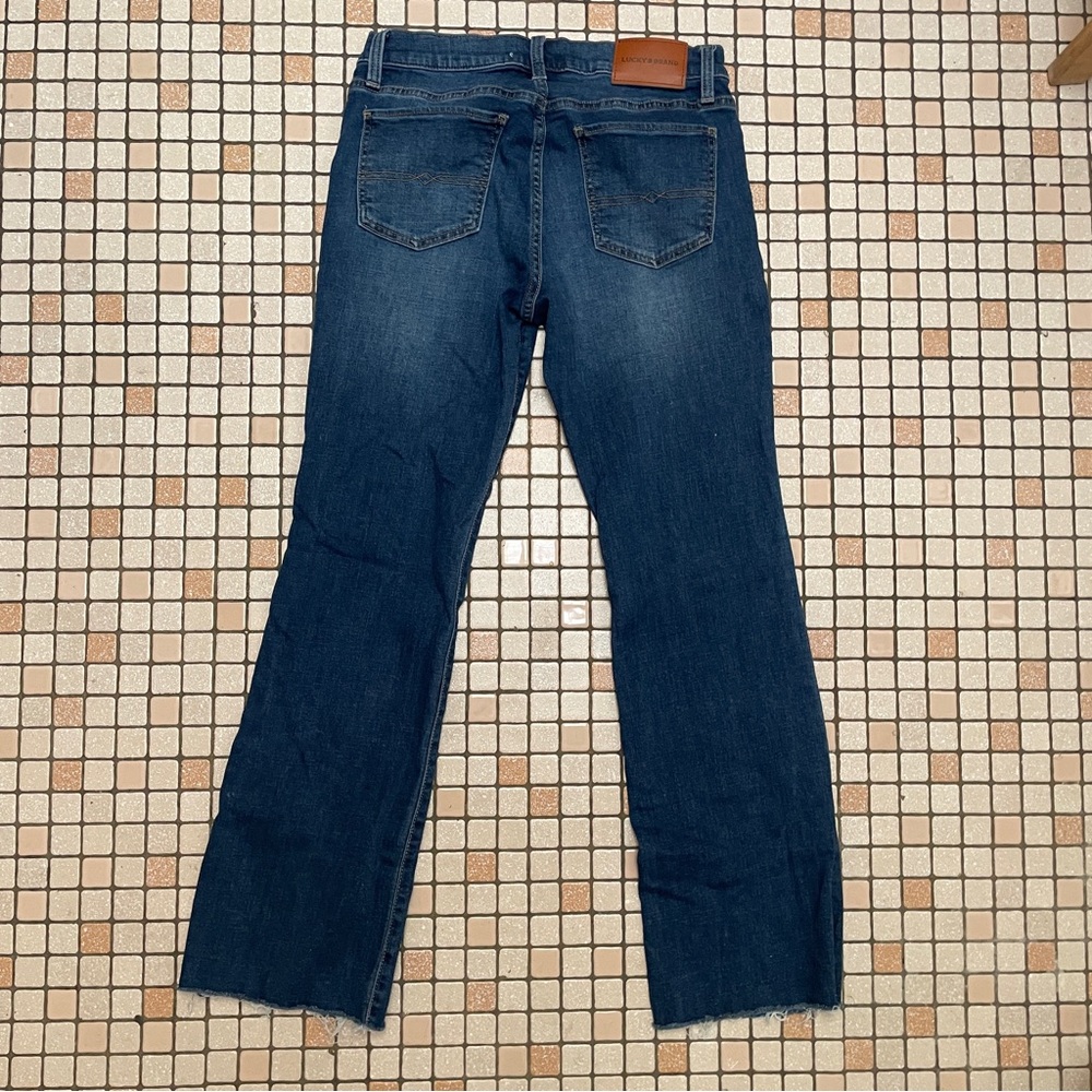 Lucky Brand Dark Blue Sweet Mid Rise Boot Leg Jeans SZ 8 - Picture 2 of 9